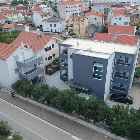 Apartments Dobrenic Vodice Exteriör bild